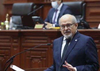 Pedro Cateriano: «Es muy grave que inestabilidad ministerial también se traslade al interior de las Fuerzas Armadas»