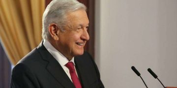 Castillo pidió ayuda a López Obrador por vacancia