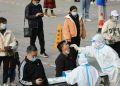 China amplía confinamiento mientras el contagio por COVID-19 repunta en Europa y EE.UU.