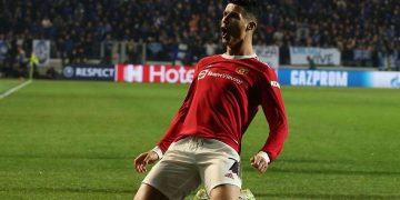 Cristiano Ronaldo se marcharía del Manchester United si no clasifica a la Champions League, según medio británico