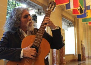 Manuelcha Prado ofrecerá concierto en la FIL Guadalajara 2021