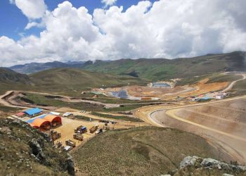 Confiep tras cierre de minas en Ayacucho: “Estos anuncios crean inestabilidad y vulneran el Estado de Derecho”
