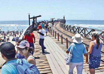 Chiclayo: refuerzan bioseguridad en muelle de Pimentel ante llegada del verano