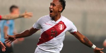 Renato Tapia se emocionó tras recibir conmovedor saludo navideño de su familia