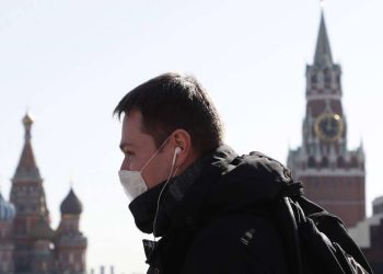 La pandemia sigue golpeando a Rusia: más de 1 100 muertos en un solo día