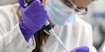 Suiza: aprueban tratamiento Ronapreve para enfermos de COVID-19 menos graves