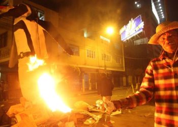 Trujillo: Multarán con S/ 880 a quienes quemen muñecos en Año Nuevo
