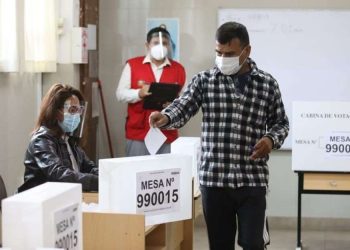 Sin primarias abiertas: ¿bajará la calidad de los candidatos en las Elecciones Regionales y Municipales 2022?