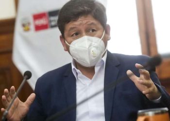 Bellido presentó un proyecto que plantea cambios en la elección de miembros del JNE