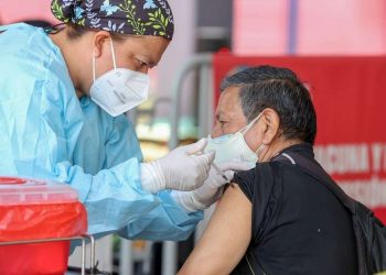 Minsa: Se pedirá dosis de refuerzo a quienes completaron las dos anteriores hace más de tres meses