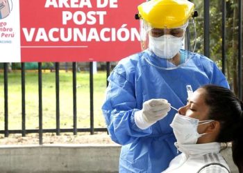 Minsa reportó 42 fallecidos por la COVID-19 y más de 22 800 contagios en el último día