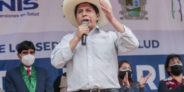 Pedro Castillo visitó Loreto y no se pronunció sobre la renuncia de Avelino Guillén