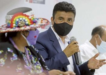 ministro-oscar-zea-cap