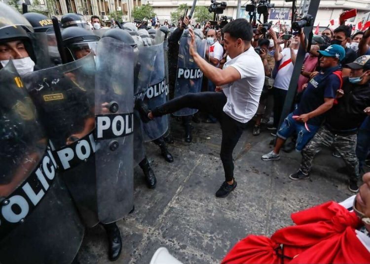 crisis-peru-cap