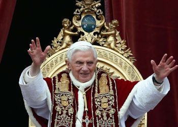benedicto-cap