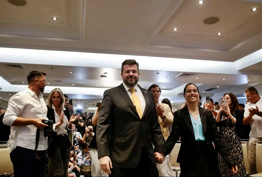 lacapitalfm