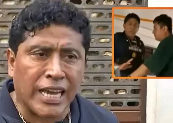 - Primer plano de testimonio con recuadro mostrando interacción en uniforme policial