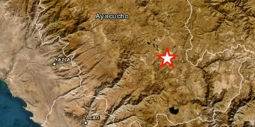 Mapa satelital de Ayacucho indicando el epicentro del sismo con una estrella roja