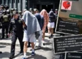 Traslado policial de implicados y capturas de chats clave investigados en el caso Liceo Naval.