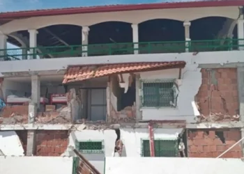 Terremoto en Panamá causa daños en edificaciones y activa la alerta por tsunami en las costas del Pacífico.